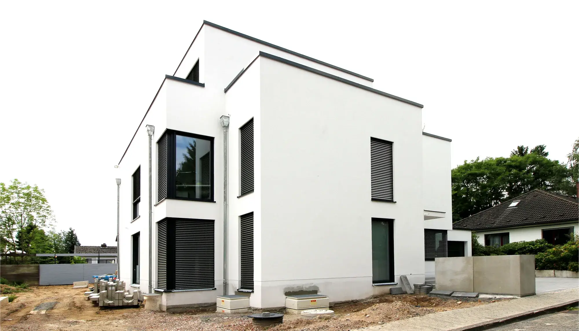 Architektenhaus im Taunus, Kronberg – Straßenansicht