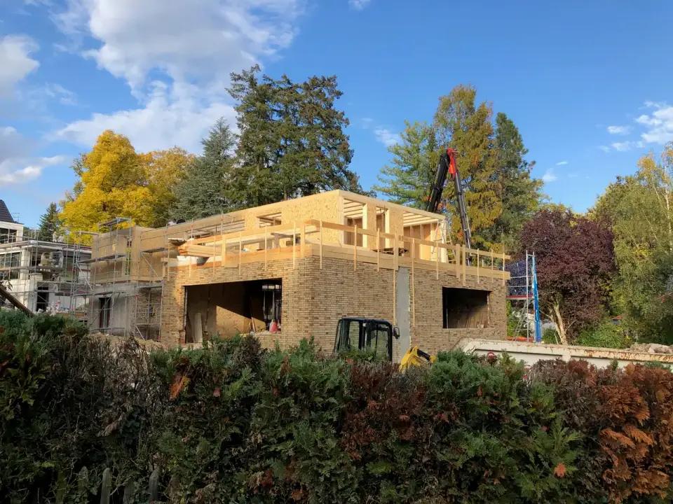 Bauarbeiten im Herbst, Projekt 242 – Bild 1 von 3