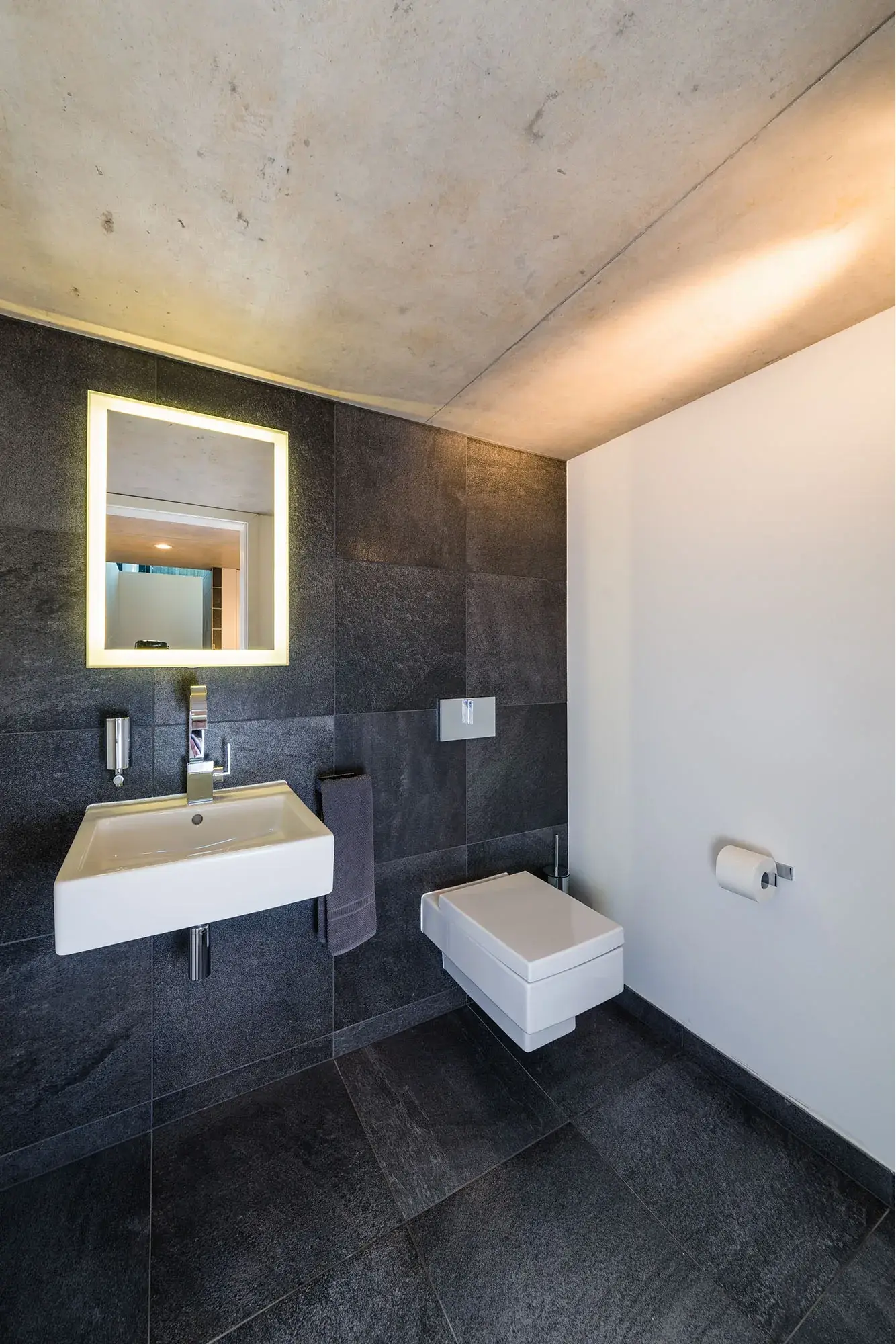 Bürosanierung im Odenwald, Erbach – WC