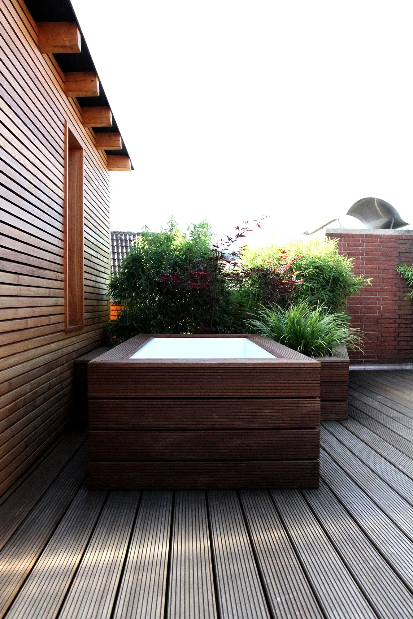 Dachterrasse mit Wellnessbereich, Erbach – Wellnessbereich