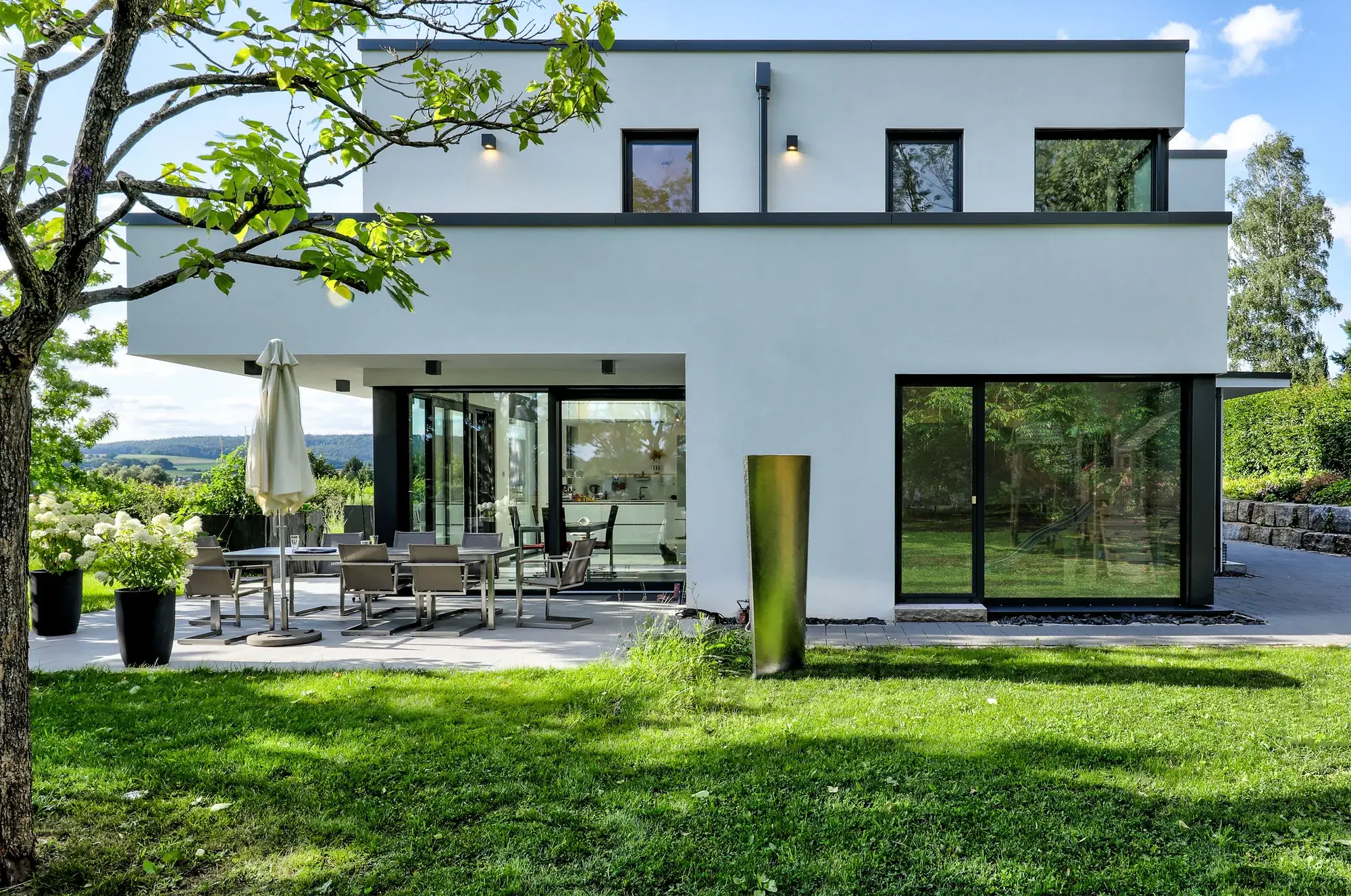 Einfamilienhaus am Hang, Michelstadt – Gartenansicht