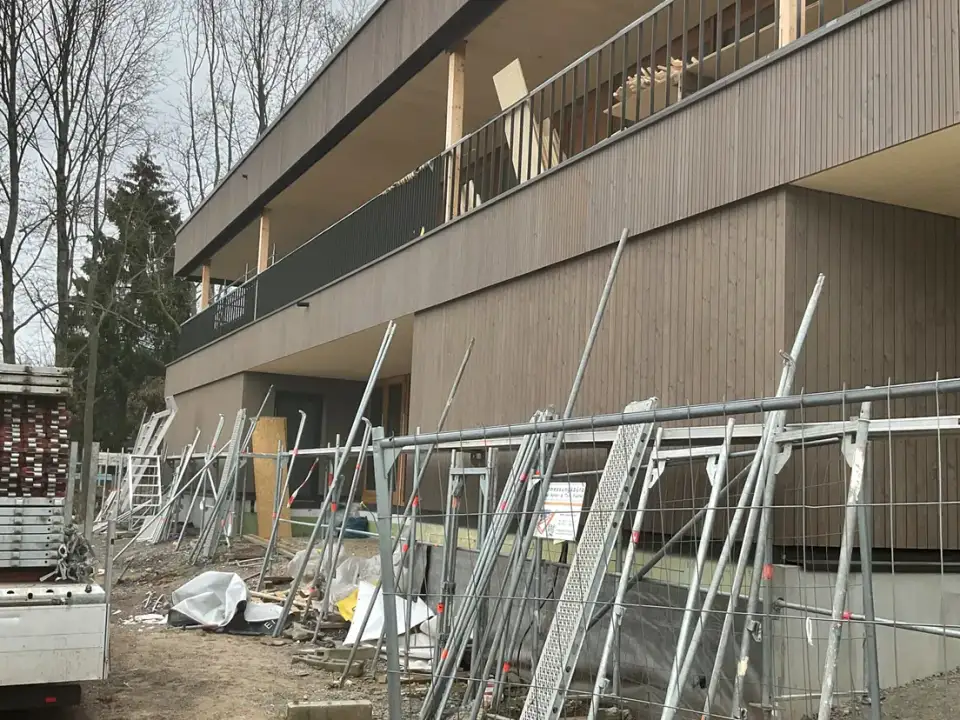 Fassadenfertigstellung, Projekt 280 – Bild 1 von 3