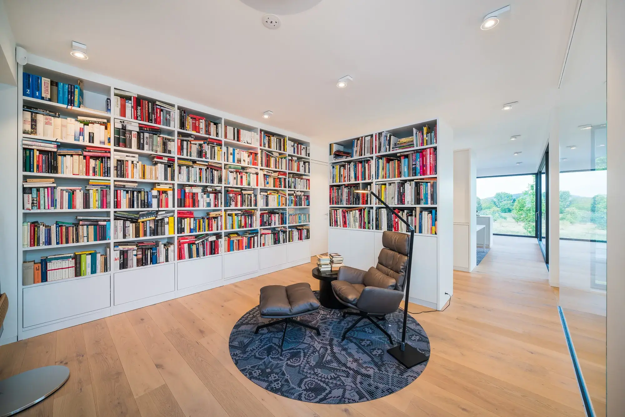 Neubau eines Smarthomes, Mainhausen – Bibliothek