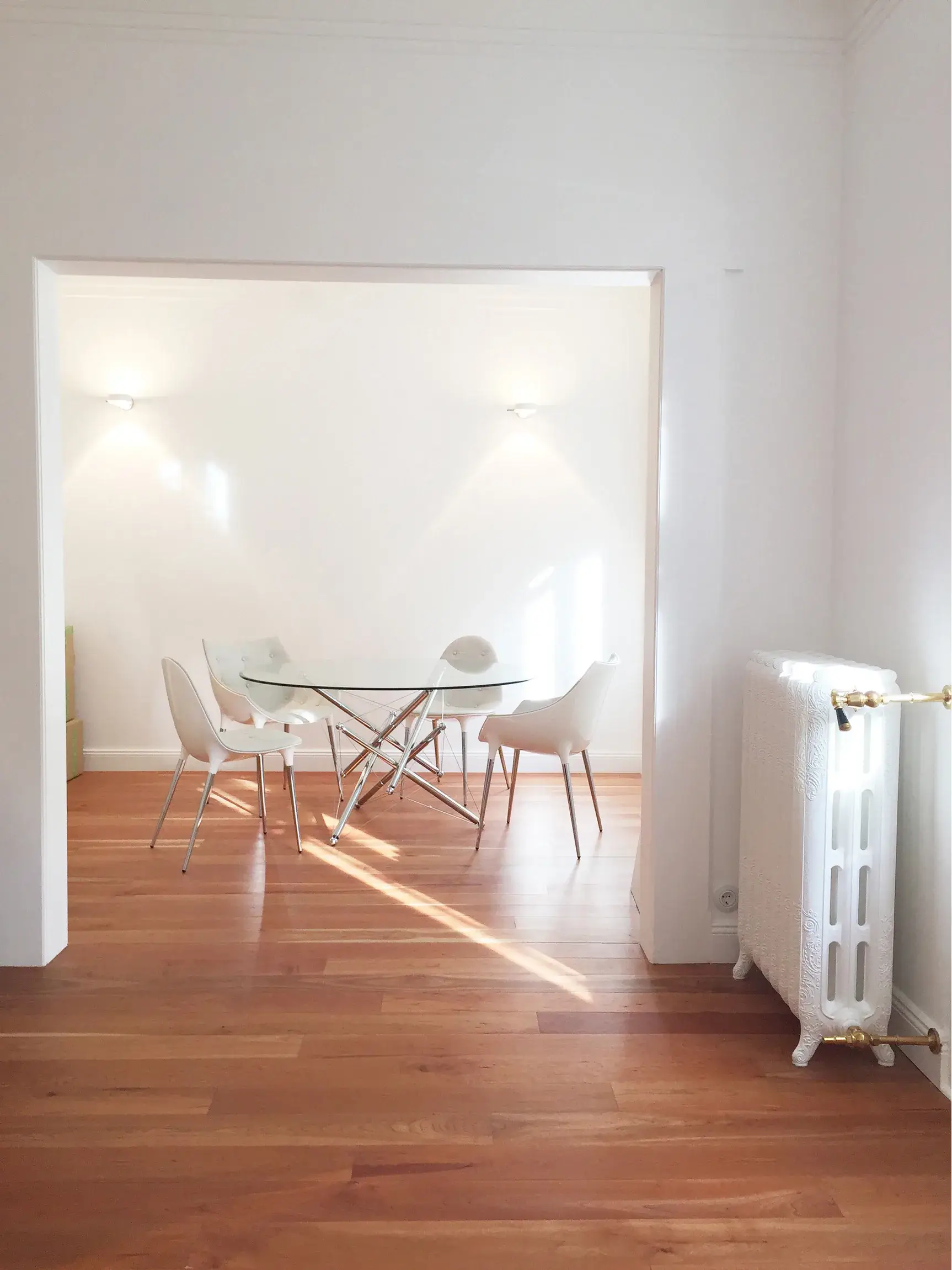 Sanierung einer denkmalgeschützten Wohnung, Stuttgart – Essplatz
