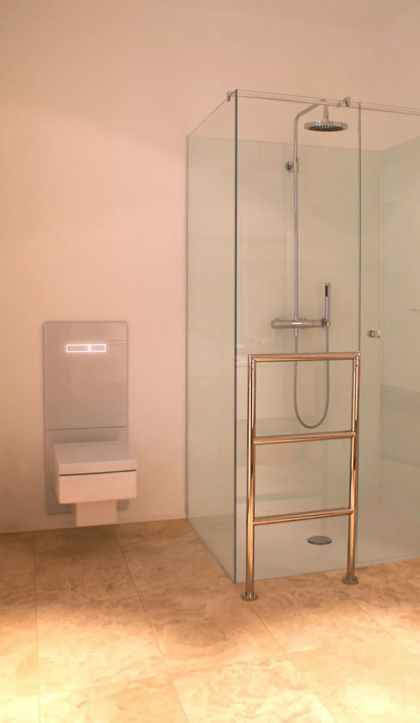 Sanierung einer denkmalgeschützten Wohnung, Stuttgart – Dusche