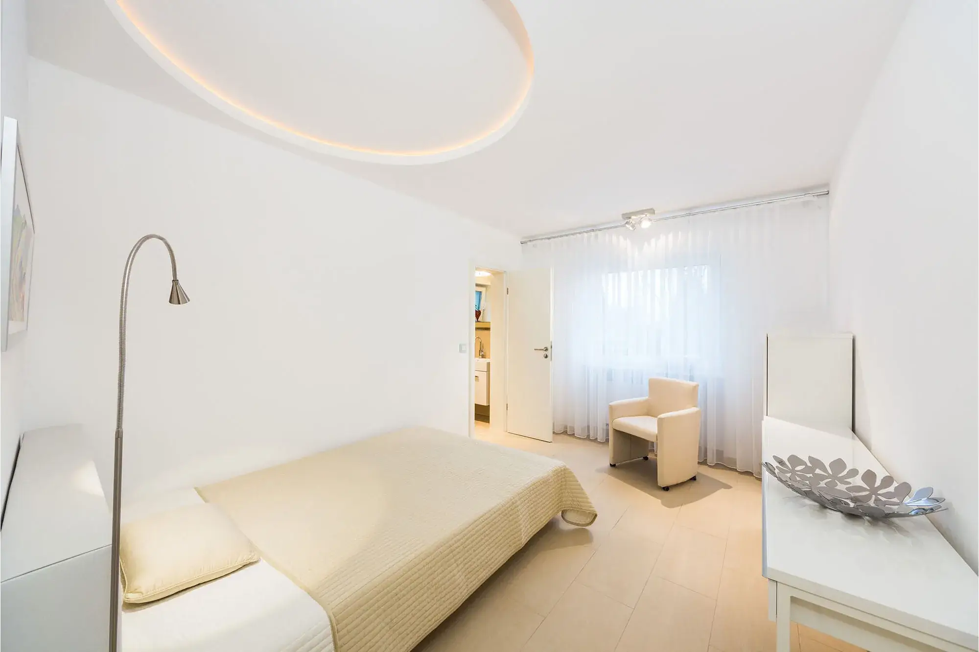 Sanierung einer Rheingau-Villa, Rheingau – Schlafzimmer