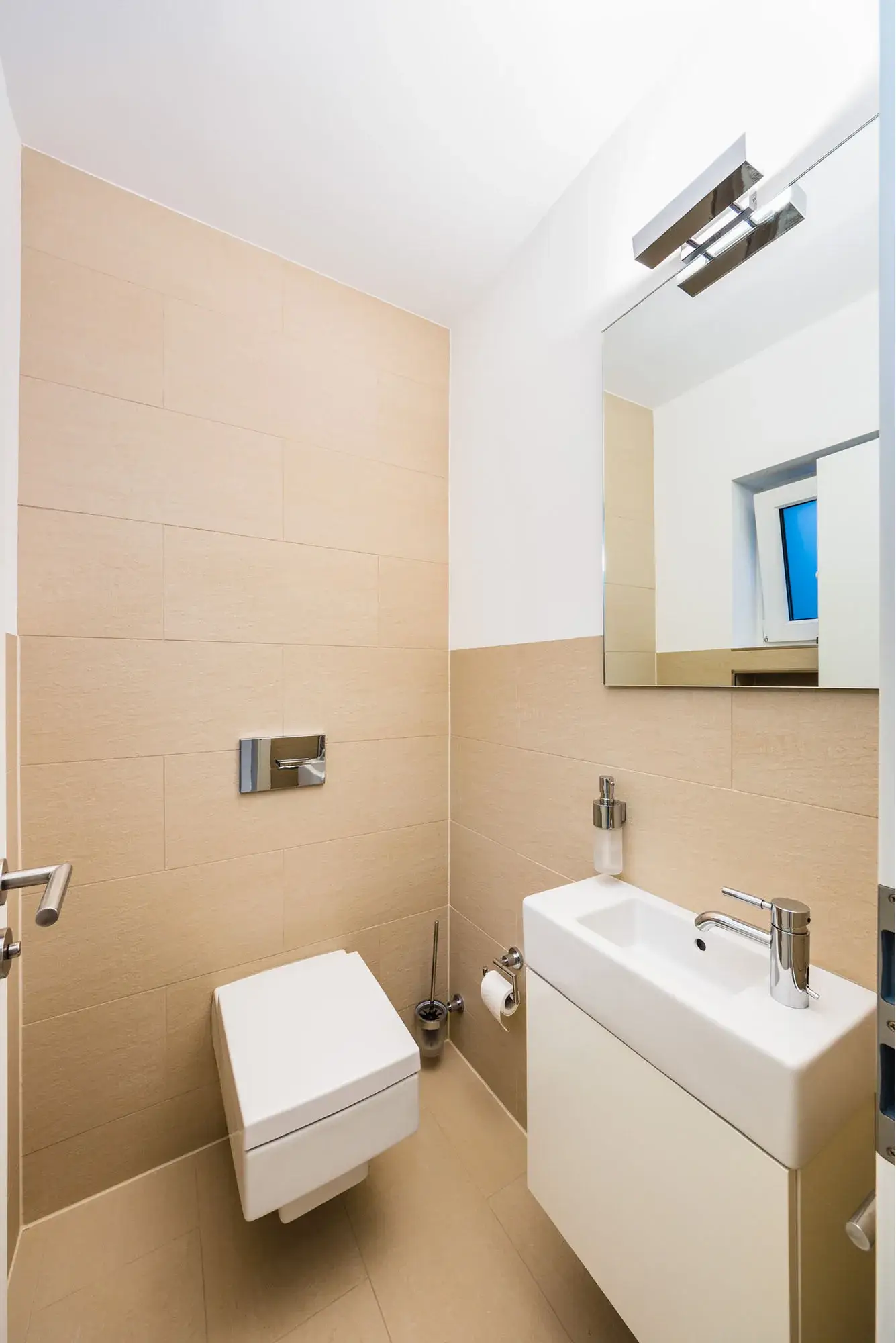 Sanierung einer Rheingau-Villa, Rheingau – Gäste-WC