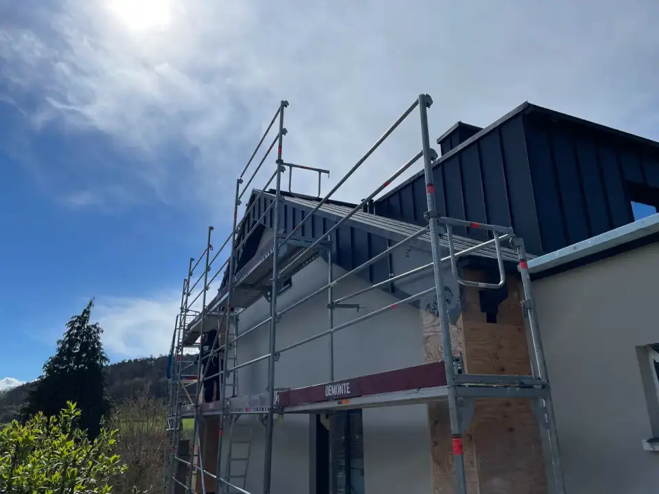 Stehfalzbedachung und Fassade, Projekt 343 – Bild 7 von 13