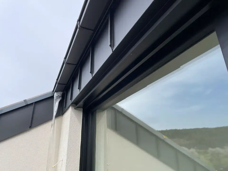 Stehfalzbedachung und Fassade, Projekt 343 – Bild 13 von 13
