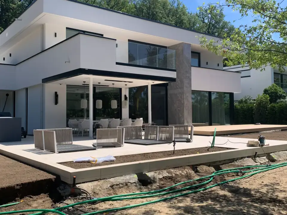 Villen-Außenanlage, Projekt 284 – Bild 5 von 5