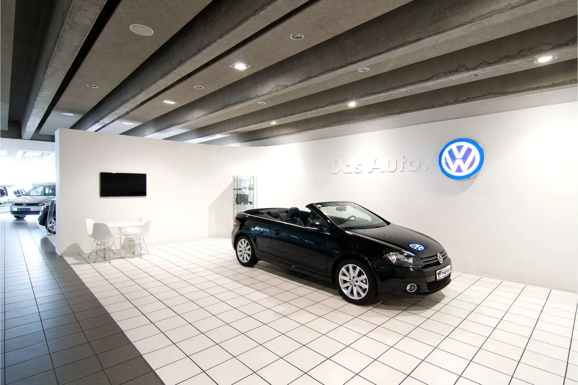 Volkswagen-Übergabeplatz für ein Autohaus – Übergabeplatz